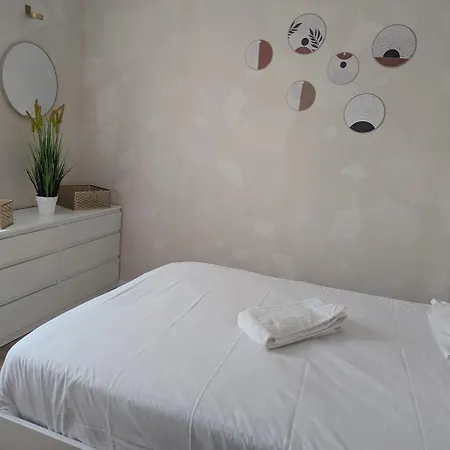 Le Calme Et Les Couleurs De L'été