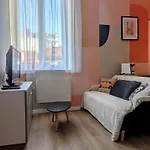 Le Calme Et Les Couleurs De L'ete דירה