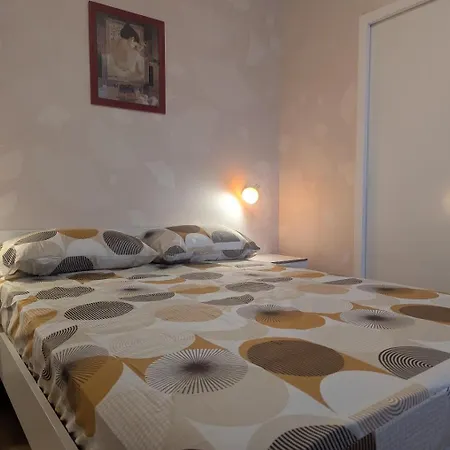 Le Calme Et Les Couleurs De L'ete