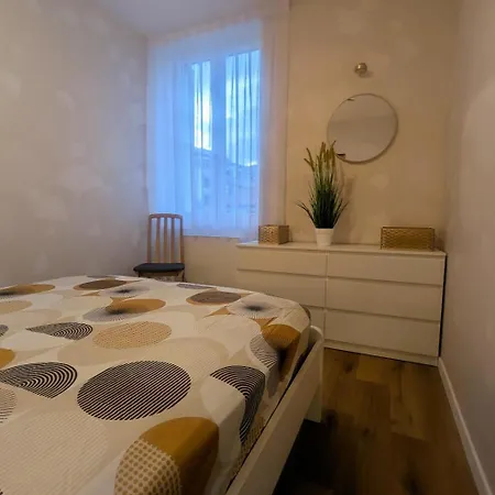 Le Calme Et Les Couleurs De L'ete Апартаменти